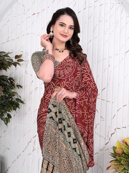 Abstract Printed Pure Crepe Silk Saree Printed Sarees