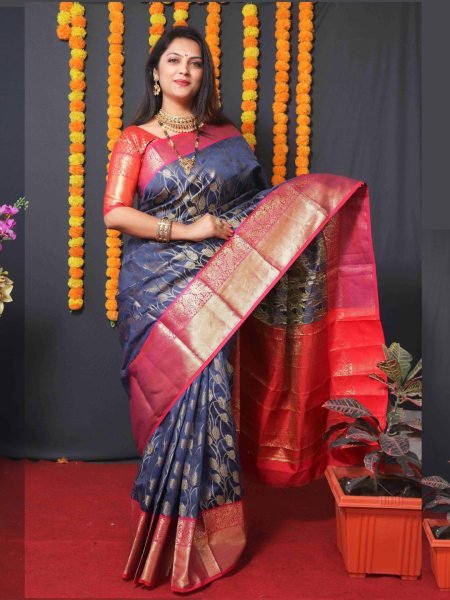 Elegant Kanjivaram Silk Saree with Rich Pallu   Unstitched Blouse Piece Daily Deals