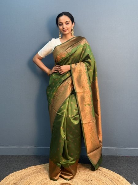 Elegant Patola Print Jacquard Woven Cotton Silk Saree with Zari Butta Work Daily Deals