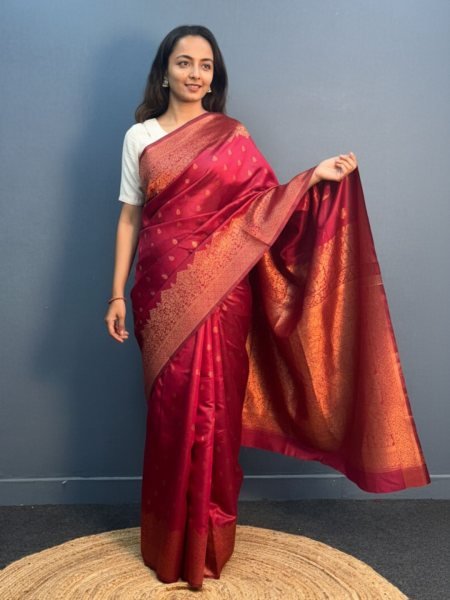 Elegant Patola Print Jacquard Woven Cotton Silk Saree with Zari Butta Work Daily Deals
