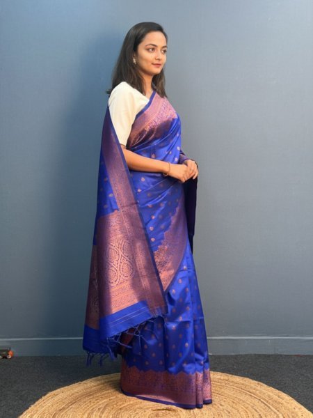 Elegant Patola Print Jacquard Woven Cotton Silk Saree with Zari Butta Work Kanjivaram Sarees