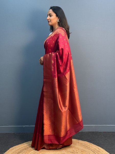 Elegant Patola Print Jacquard Woven Cotton Silk Saree with Zari Butta Work Kanjivaram Sarees