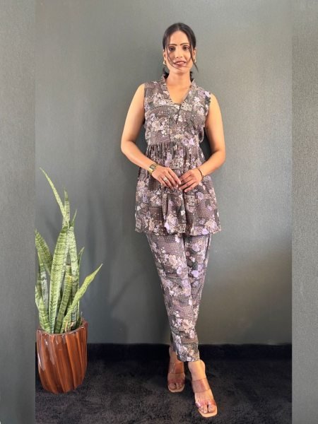 Elegant Printed V Neck Co Ord Set for Office   Casual Wear Co-Ords