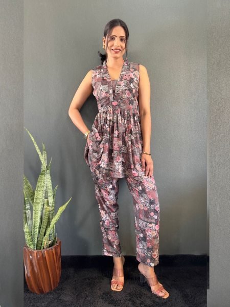 Elegant Printed V Neck Co Ord Set for Office   Casual Wear Co-Ords