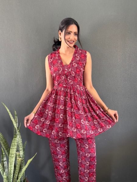 Elegant Printed V Neck Co Ord Set for Office   Casual Wear Co-Ords