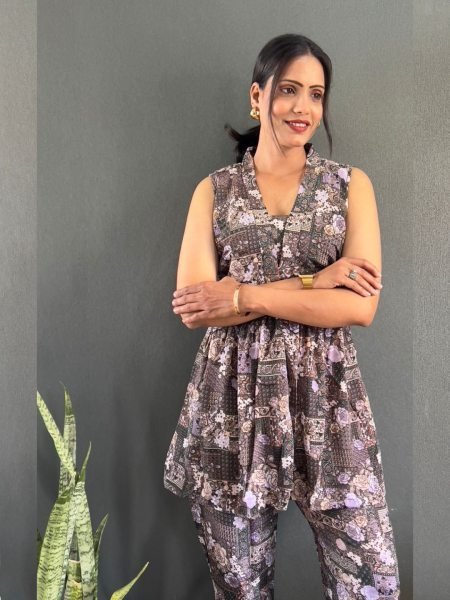 Elegant Printed V Neck Co Ord Set for Office   Casual Wear Co-Ords