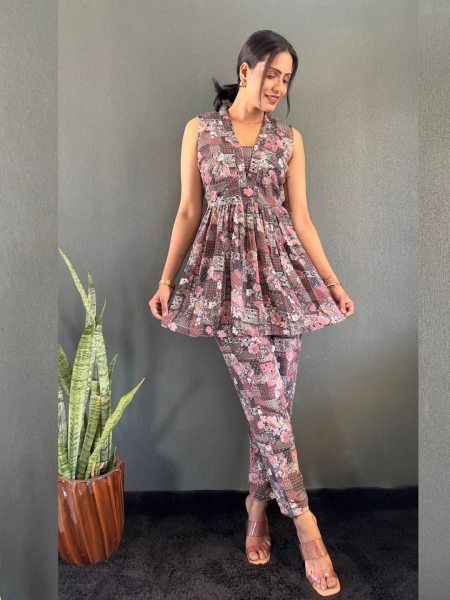 Elegant Printed V Neck Co Ord Set for Office   Casual Wear Co-Ords