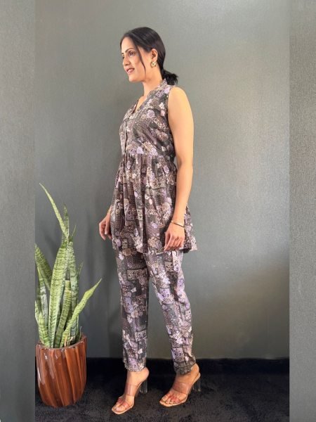 Elegant Printed V Neck Co Ord Set for Office   Casual Wear Co-Ords