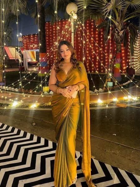 Gold   Rama Two Tone Soft Fancy Chiffon Silk Saree Designer Sarees