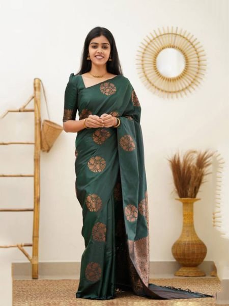 Green Pure Silk Jacquard Woven Kanjivaram Saree Sale