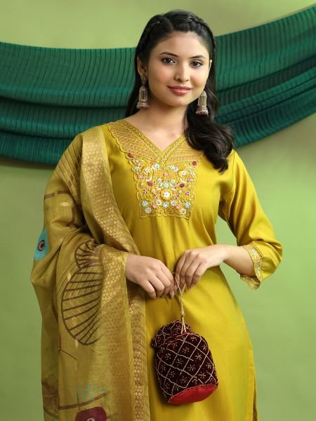 Roman Silk Embroidered Hand Work Kurta Pant Set with Dupatta – Elegant Women’s Ethnic Wear Kurta Sets