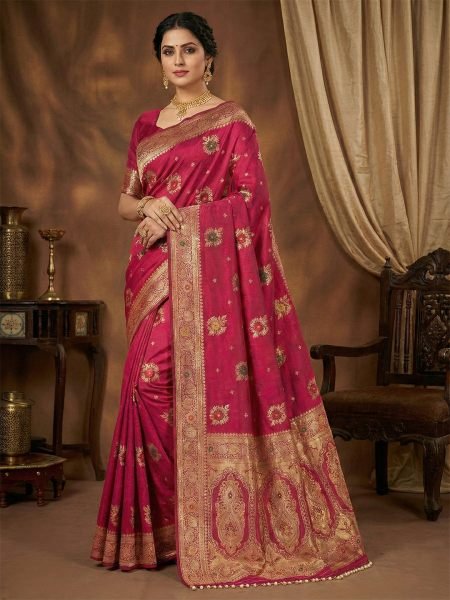 Traditional Dola Silk Saree with Woven Paisley Pallu and Hand Strung Bead Tassels Daily Deals