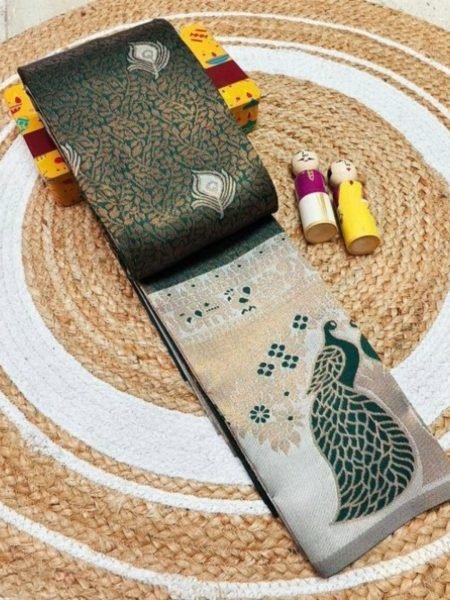 Woman s Pattu Silk Kanjivaram Style Woven Saree with Unstitched Blouse Daily Deals
