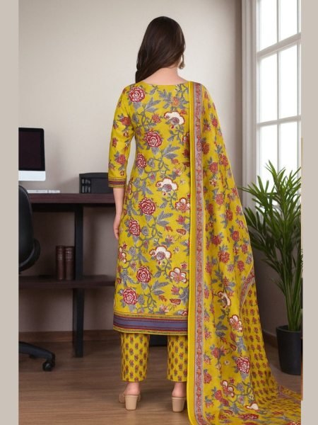 Women s Cotton Floral Printed Kurta Set with Dupatta Kurta Sets