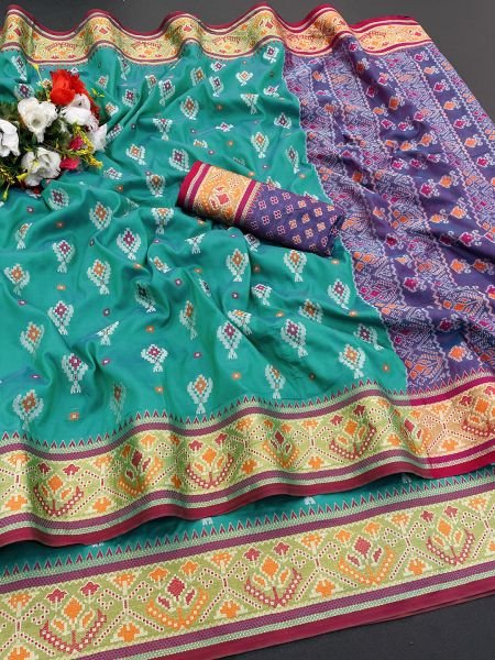 Woven Patola Jacquard Pure Silk Rama Saree Sale